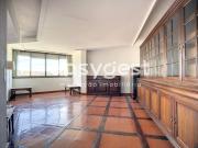 Apartamento T3 com suite remodelado com uma área de...