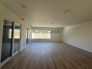 Apartamento T3 com terraço e dois lugares de... Apartamento T3 com terraço e dois lugares de...