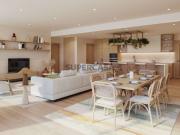 Apartamento T3 com terraço e estacionamento em Carcavelos