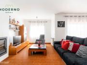 Apartamento T3 com terrao e garagem para 2 carros...