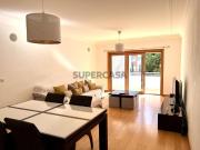 Apartamento T3 com uma suíte a venda na Av. Esmeraldas...