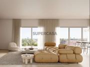 Apartamento T3 com varanda, arrecadação e estacionamento...