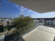 Apartamento T3, com varanda, arrecadação e parqueamento...