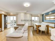 Apartamento T3 com Varanda e estacionamento em Montijo,...