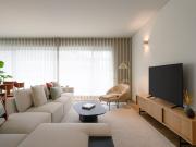 Apartamento T3 com varanda e estacionamento no Campo Grande