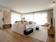 Apartamento T3 com varanda e estacionamento no Campo Grande