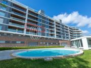 Apartamento T3 com varanda e garagem em Algés Oeiras 0m²...