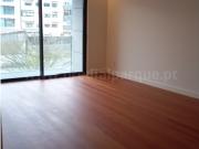 Apartamento T3 com varanda e garagem tipo Box,...