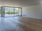 Apartamento T3 com Varanda em Casal de Passos, Foz Porto