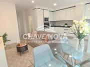 Apartamento T3 com varanda em Remodelação total Benfica