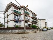 Apartamento T3 com varanda, equipado e com lugar de...