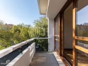 Apartamento T3, com varanda, na zona da Boavista, Porto