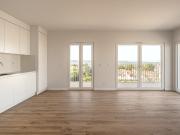 Apartamento T3 com varanda, no condomínio JABA, Barreiro