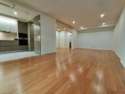 Apartamento T3 com varanda no coração da Maia