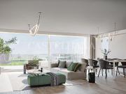 Apartamento T3 com varanda, no mais recente...