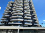 Apartamento T3 com Varandas, Piscina e Ginsio Jardim...
