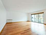 Apartamento T3 com vista, Alcântara, Lisboa