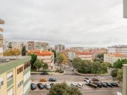 Apartamento T3 com vista mar, em Oeiras