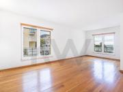 Apartamento T3 com Vista Rio no Parque das Nações