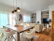 Apartamento T3 junto praia de So Joo da Caparica mobilado