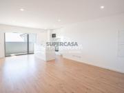 Apartamento T3 Como Novo com Varandas LG na Madalena