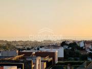 Apartamento T3 Como Novo com Varandas LG na Madalena