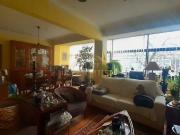 Apartamento T3 convertido em T2 no centro de Algés...