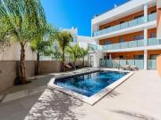 Apartamento T3 de alta qualidade, c/ garagem e piscina