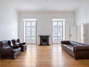 Apartamento T3 de Charme em Zona Nobre de Lisboa