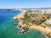 Apartamento T3 de luxo com piscina e garagem, a 1500...