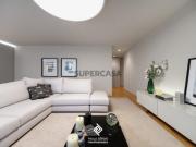 Apartamento T3 de Luxo em Vila Nova de Gaia, localizado...