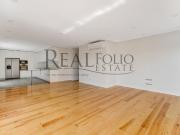 Apartamento T3 Duplex com Varanda junto à praia