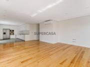 Apartamento T3 Duplex com Varanda junto à praia