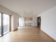 Apartamento T3 duplex com varanda no Centro do Porto 0m²...