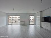 Apartamento T3 Duplex com varanda, solrio e lugar de garagem