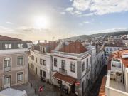 Apartamento T3 Duplex no Centro Histórico de Sesimbra