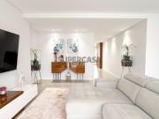 Apartamento T3 Duplex Remodelado e Mobilado em Paços de...