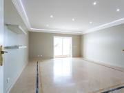 Apartamento T3 Duplex Renovado no Bairro da Assunção –...