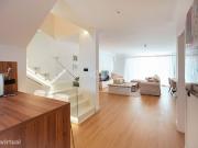 Apartamento T3 Duplex renovado para venda no Estoril