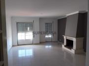 Apartamento T3 em Almeirim