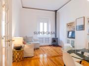 Descubra o Charme da Rua da Bombarda: T3 com Terraço e...