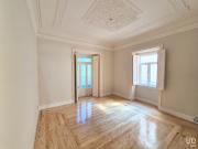 Apartamento T3 em Arroios de 190 m² Apartamento T3 em Arroios de 190 m²