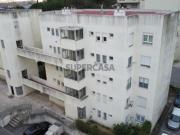 Apartamento T3 em Carnaxide e Queijas