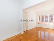 Apartamento T3 em Campo de Ourique