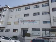 Apartamento T3 em Canelas