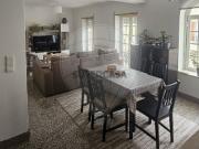 Apartamento T3 em Carcavelos e Parede