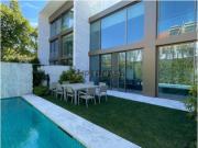 Moradia T3+1 em Cascais com Piscina Privada, Varandas e...