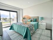 Apartamento T3 em Condomínio com Piscina