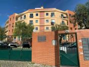 Apartamento T3 em condomínio fechado