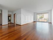 Apartamento T3 em condomínio, vista mar, Funchal,...